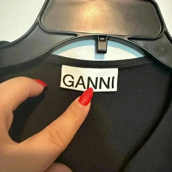 Ganni Womens Short Sleeve Twist Keyhole Top Tee Shirt Black Size Small - Picture 4 of 6